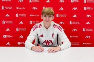 挖角曼城！官方：利物浦签下15岁曼城青训门将阿尔菲-杜利