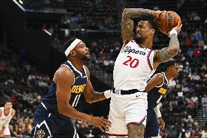 科林斯：快船主场季前赛氛围像季后赛 让人感觉很舒服