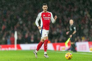 父亲谈梅里诺：小时候我就让他练头球 他是一名前插型球员