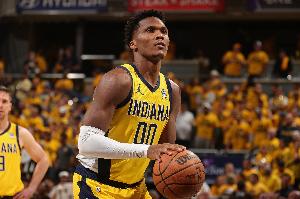 冲击力十足！马瑟林半场6中4拿到11分4篮板