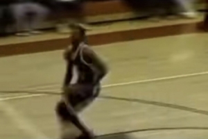 天选之子！詹姆斯转发自己高二集锦：年轻的国王🤴🏾